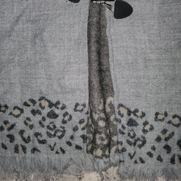 Ellen Tracy Gray Square Cut Sleeveless Overcoat Poncho One Size - Picture 5 of 7